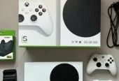 XBOX SERIE S دو دسته بازی دار با گارانتی فروشگاه