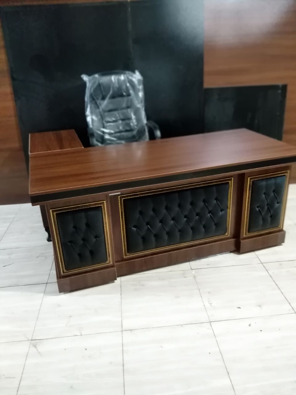 میز مدیریت ال