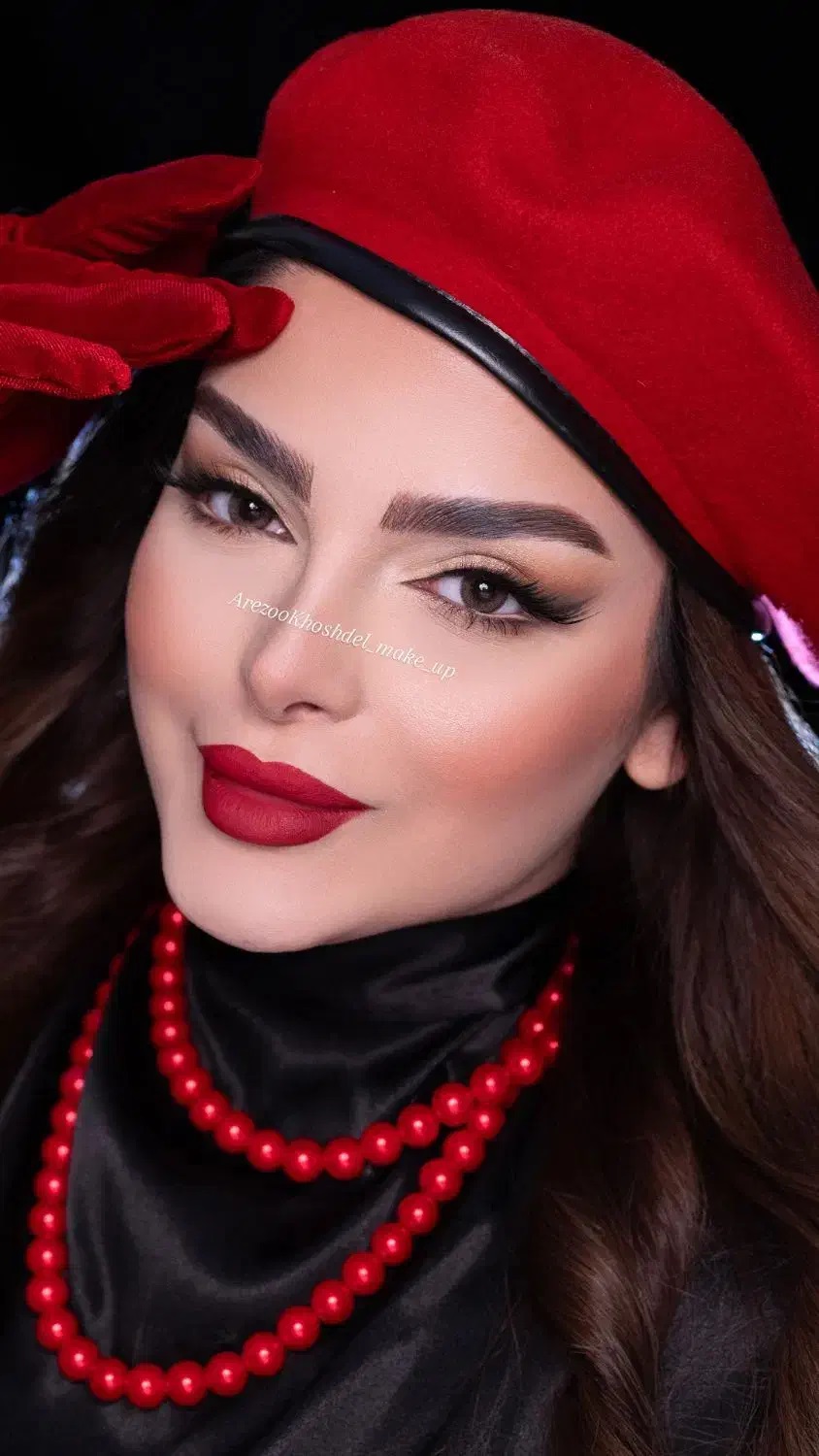میکاپ و شنیون
