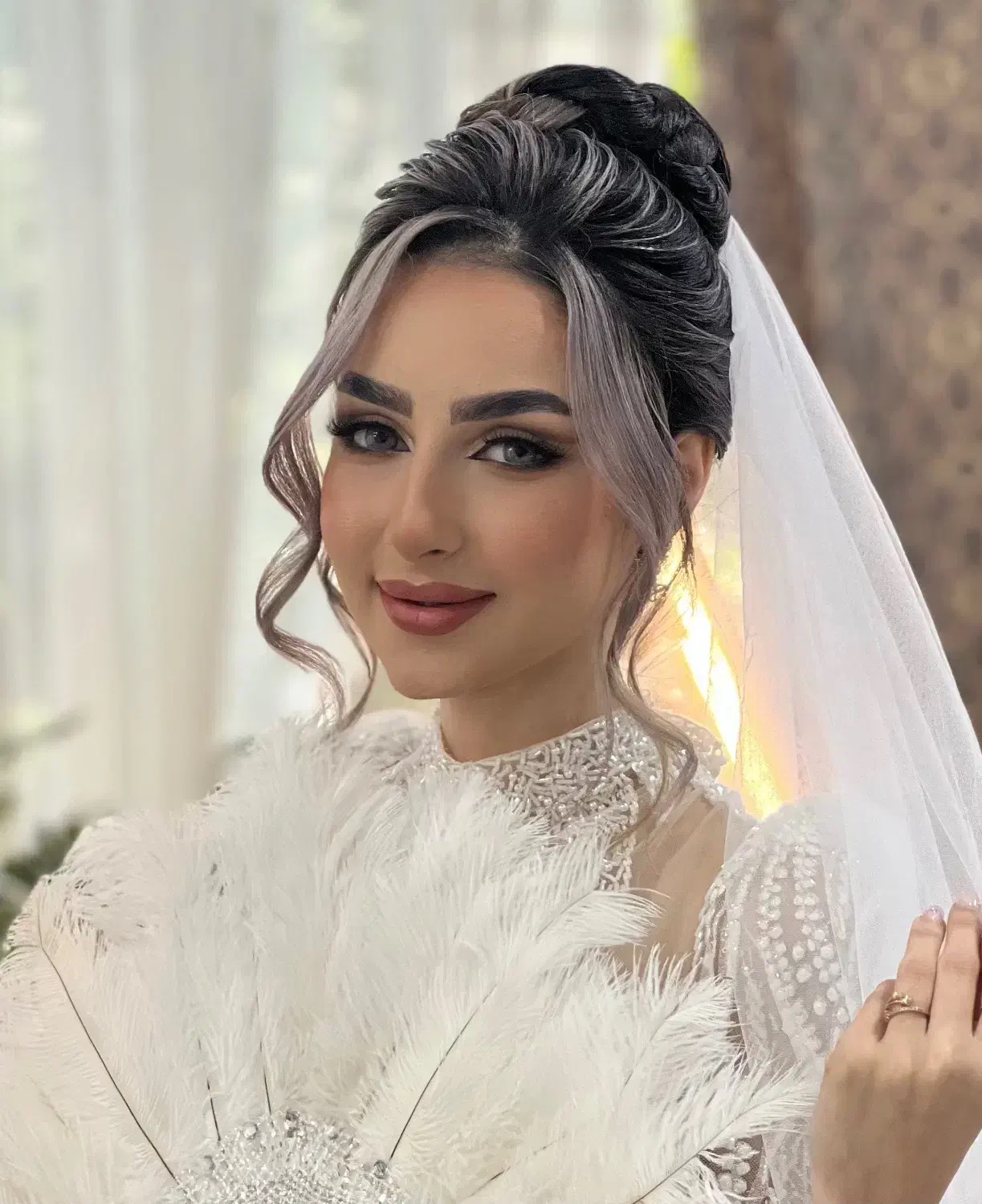 آموزش میکاپ وشنیون عروس،همراهی