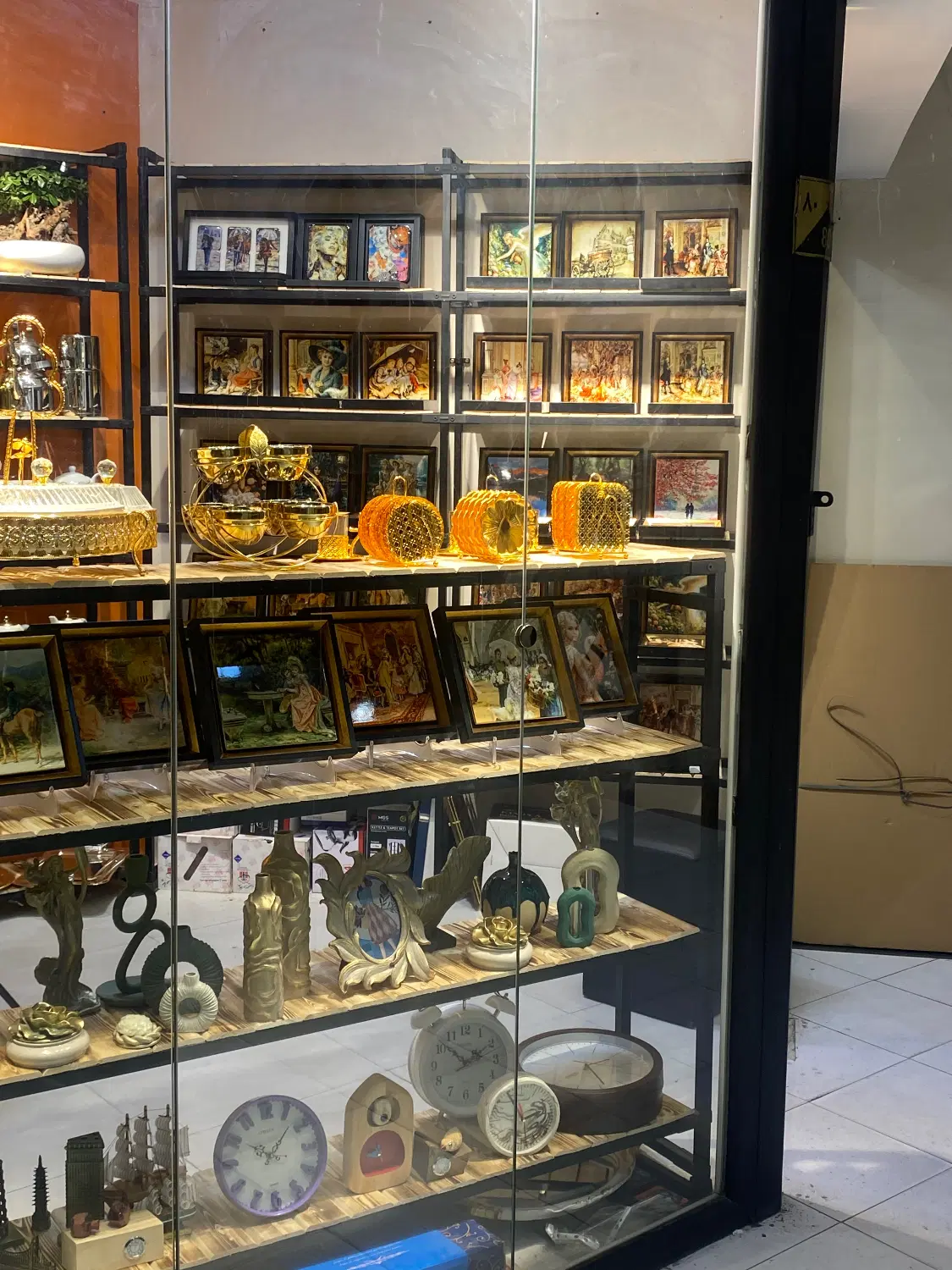 ادمین و فروشنده