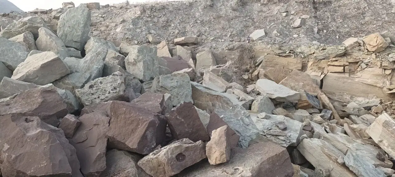 معاوضه معدن سنگ دارای مستاجر۱۵۰میلیونی با آپارتمان