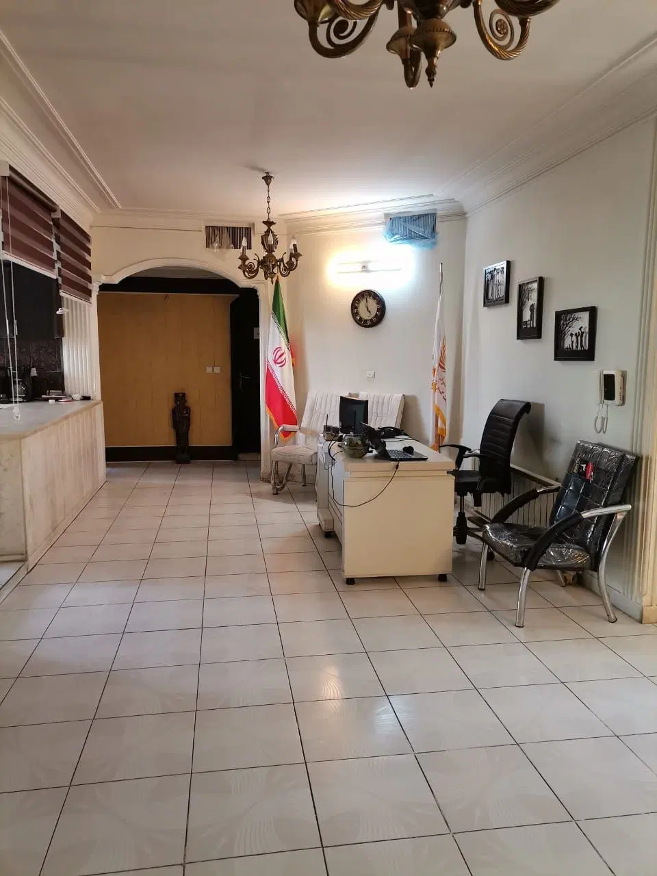 منشی خانم